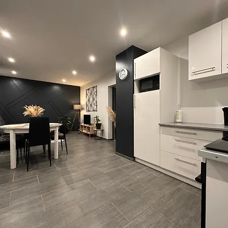 Petit Cocon Apartment *